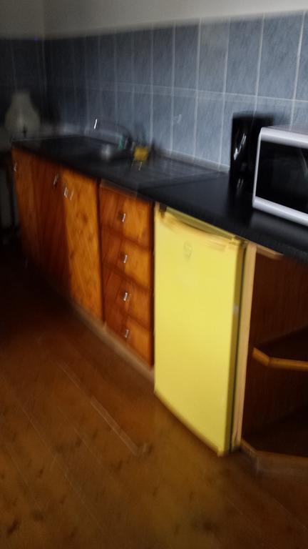 ホテル Artists House キンセール エクステリア 写真