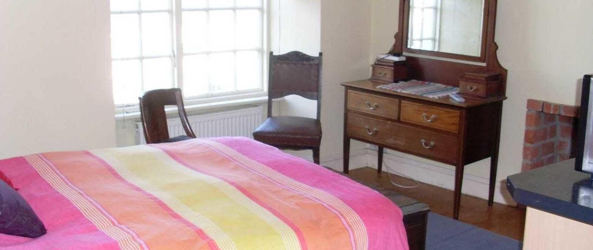 ホテル Artists House キンセール エクステリア 写真